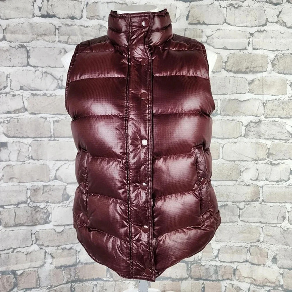 J. Crew Quilted Down Puffer Vest Maroon Size Small - Picture 2 of 14